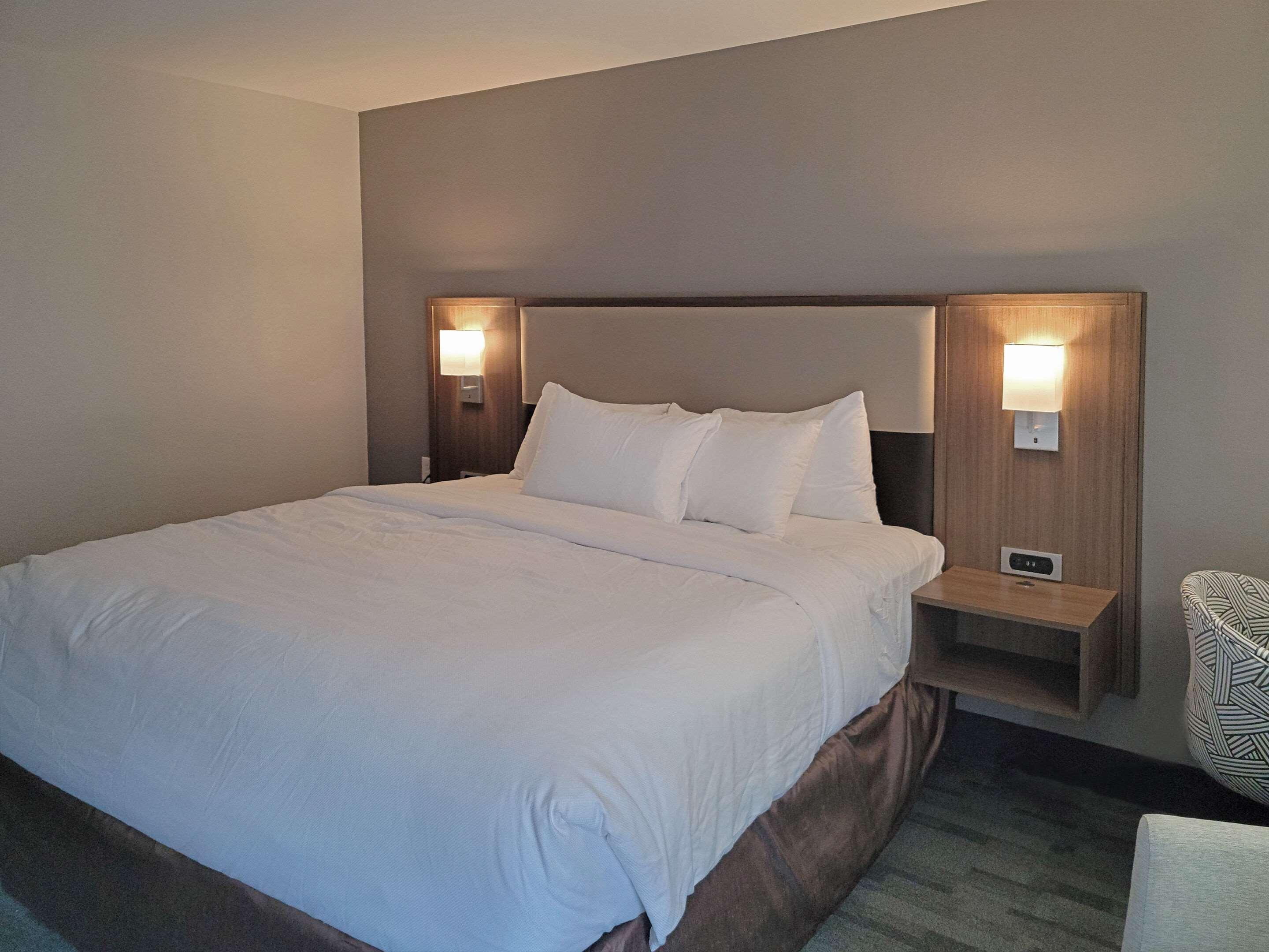 Comfort Inn & Suites Wyomissing-Reading Екстер'єр фото