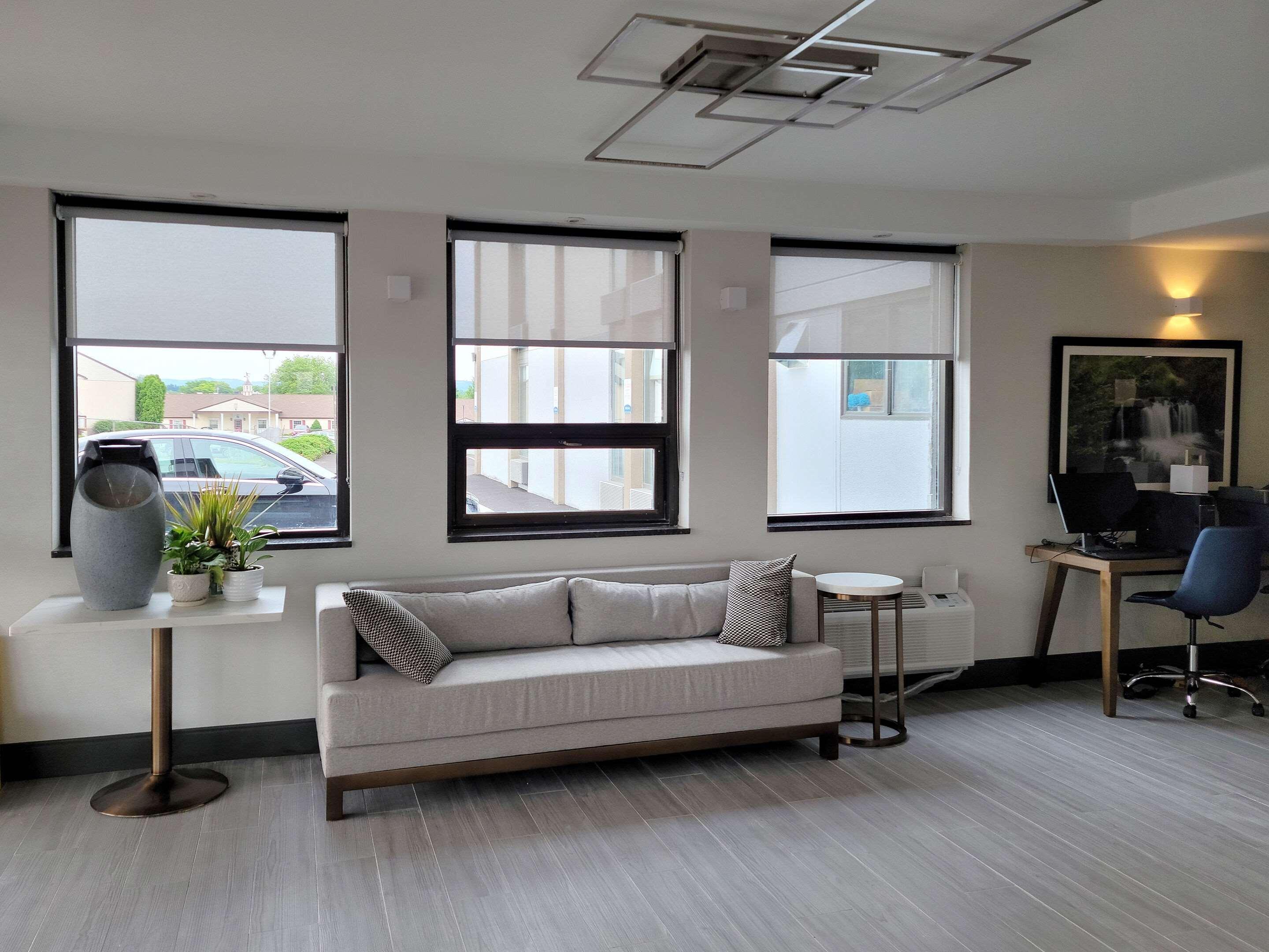 Comfort Inn & Suites Wyomissing-Reading Екстер'єр фото