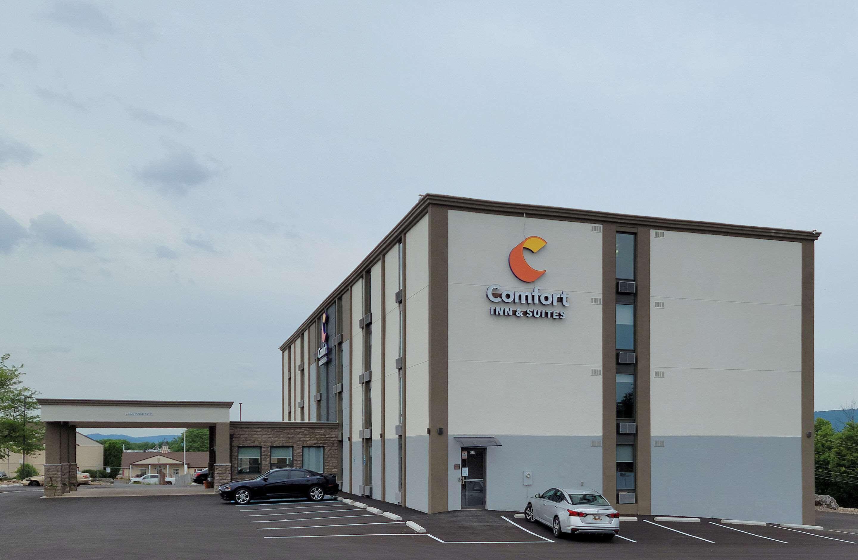 Comfort Inn & Suites Wyomissing-Reading Екстер'єр фото