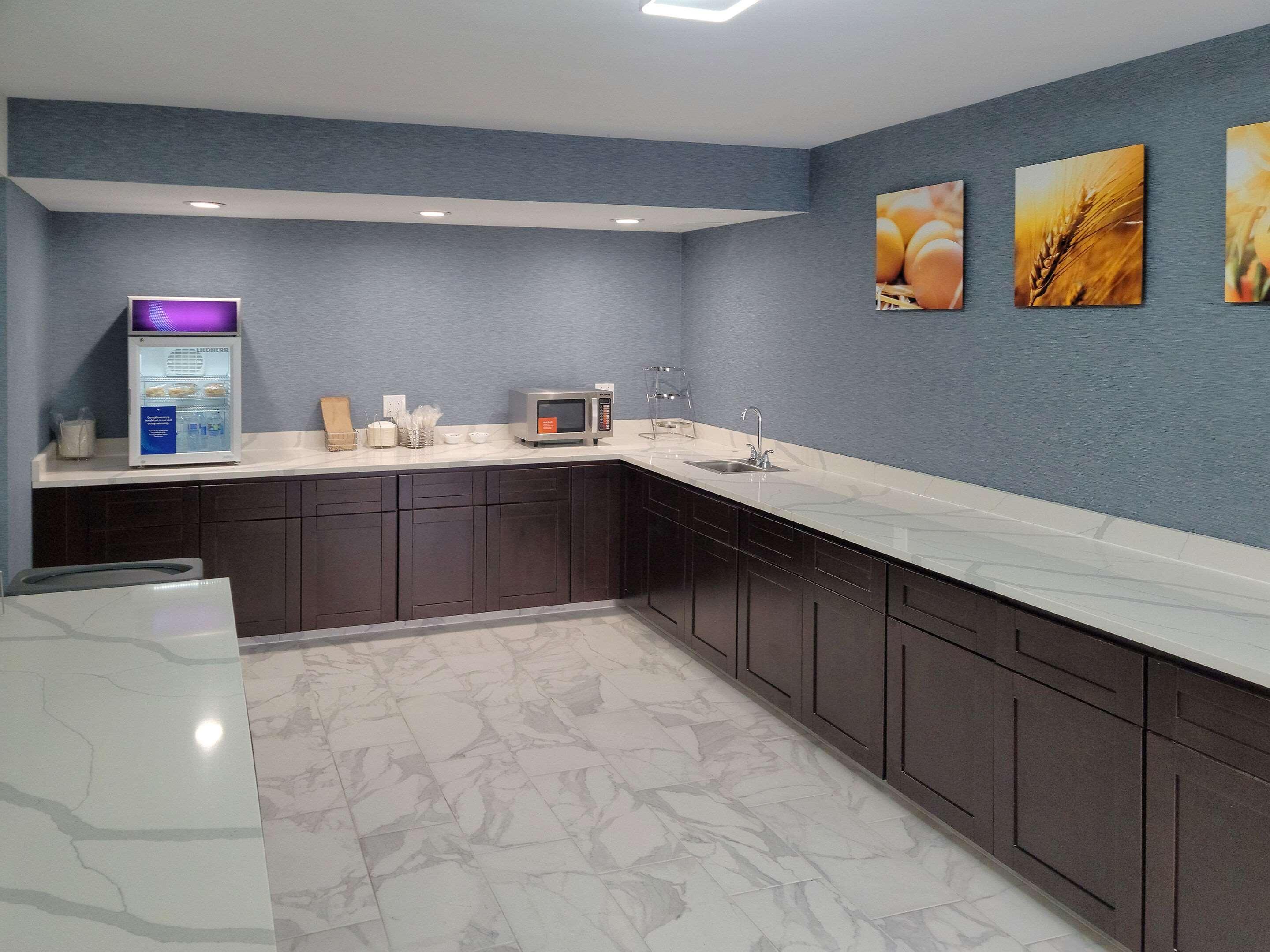 Comfort Inn & Suites Wyomissing-Reading Екстер'єр фото